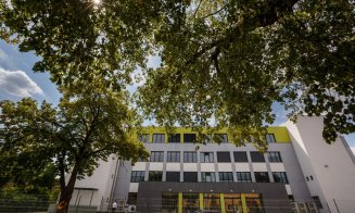 3 școli din Cluj-Napoca se modernizează cu fonduri UE: 35 de săli de clasă și laboratoare noi / 2 noi săli de sport construite de la zero