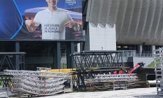Au venit băieții cu mușchi de la UNTOLD! Forfotă cu logistica festivalului la stadionul Cluj Arena
