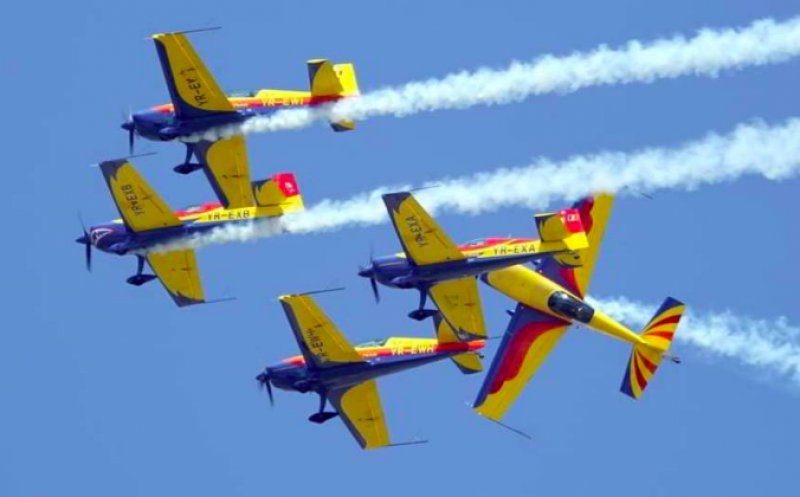 Aeronavele românești au făcut un spectacol memorabil la mitingul aviatic de la Dezmir