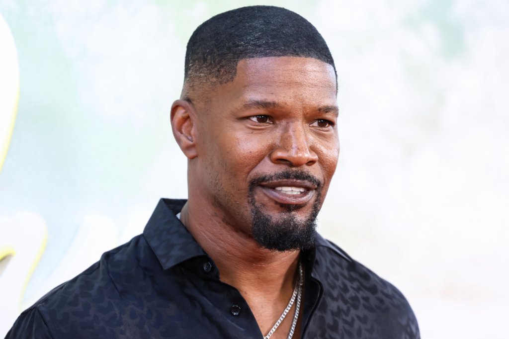 Mesajul actorului Jamie Foxx după spitalizare: „Sunt în viaţă datorită ei / Nu am vrut să mă arăt conectat la tuburi”