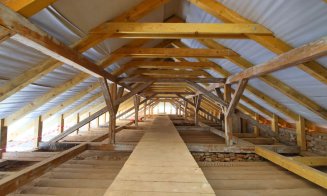 Fosta clădire a Judecătoriei Turda se transformă! Imagini de pe șantier