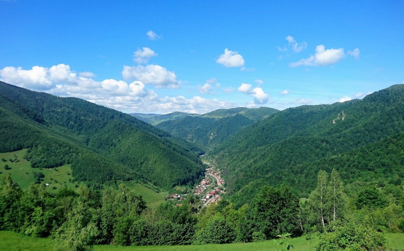 Zi de sărbătoare într-o comună pitorească din Cluj! Va fi și un festival inedit