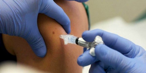MS: Nu se impune vaccinarea obligatorie /"Neîncrederea în vaccinul anti-COVID nu trebuie să afecteze vaccinarea cu vaccinurile tradiţionale"