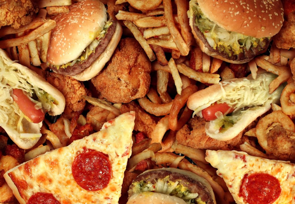 Vrei să ai o dietă de succes? Trebuie să știi ce alimente sunt de evitat