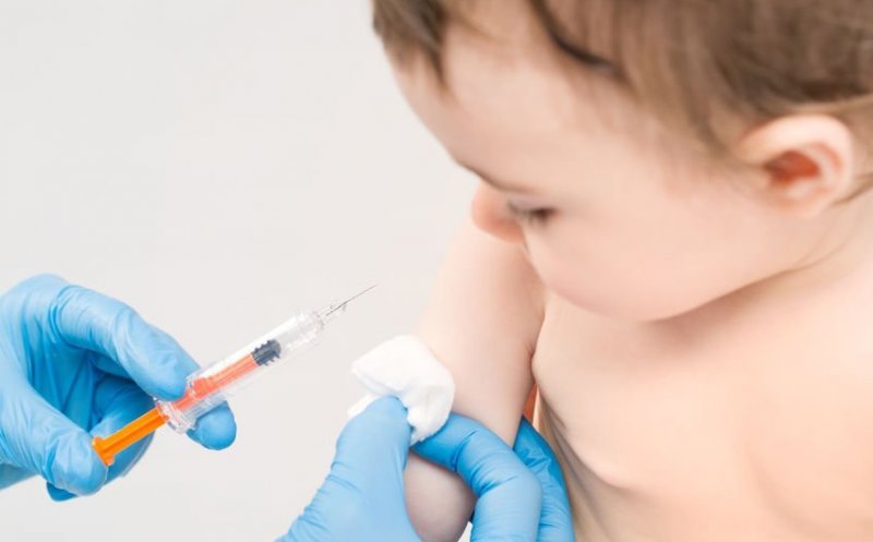 Rafila, despre strategia de VACCINARE a românilor până în 2030 / România, la coada UE privind vaccinarea copiilor