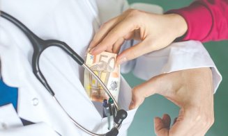 Experienţa unei clujence cu medicii de gardă: "În momentul în care sora mea i-a dat bani, într-un minut m-a ajutat și până atunci m-a lăsat câteva ore să plâng și să urlu de dureri"