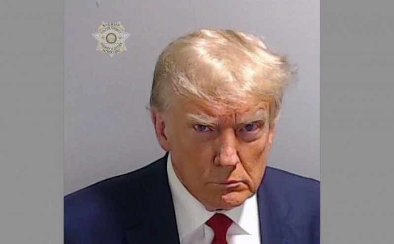 Biden a râs de Trump după ce i-a văzut fotografia din arest: Un tip arătos. Un tip minunat  .