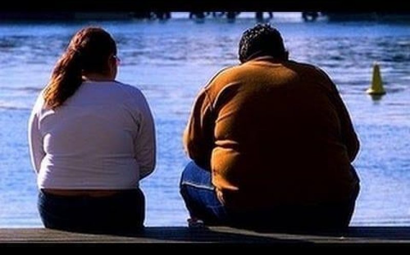 Atenție la cântar! Vârsta la care doar câteva kilograme în plus creşte riscul de deces cu o treime
