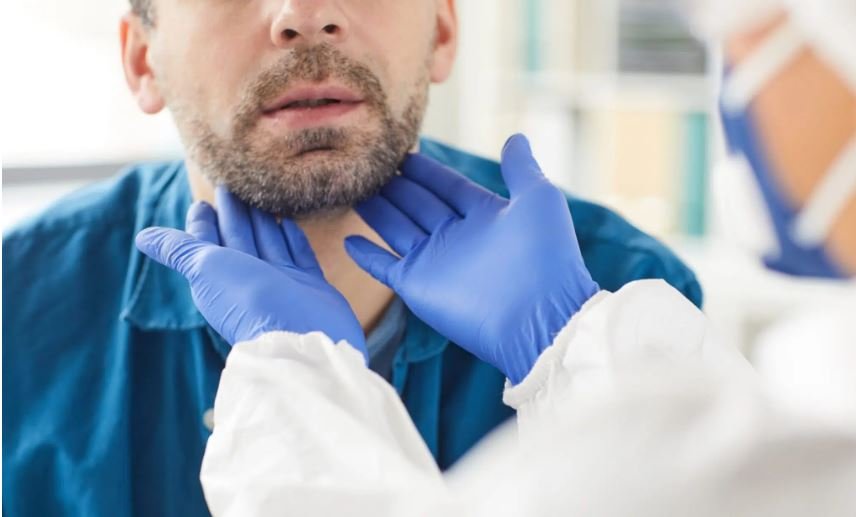 Virusul asimptomatic care poate provoca diverse boli, inclusiv cancer. Aproape unul din trei bărbaţi este infectat