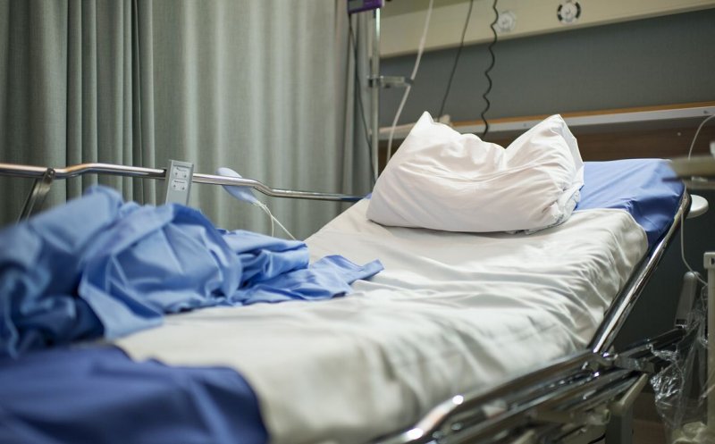 ”Moartea domnului Lăzărescu” se repetă la 22 de ani de la povestea care a inspirat filmul. Varianta cu spitale din Transilvania. Clujul a invocat procedura