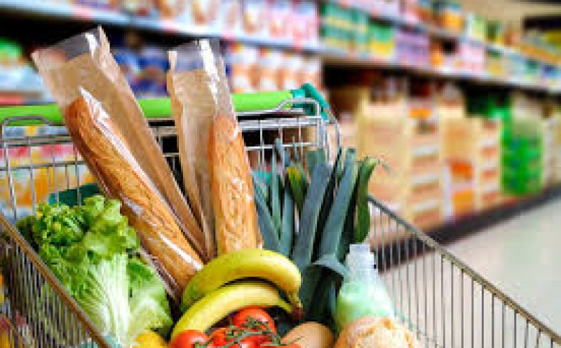 Guvernul ia în considerare extinderea programului de limitare a adaosului comercial la alimentele de bază