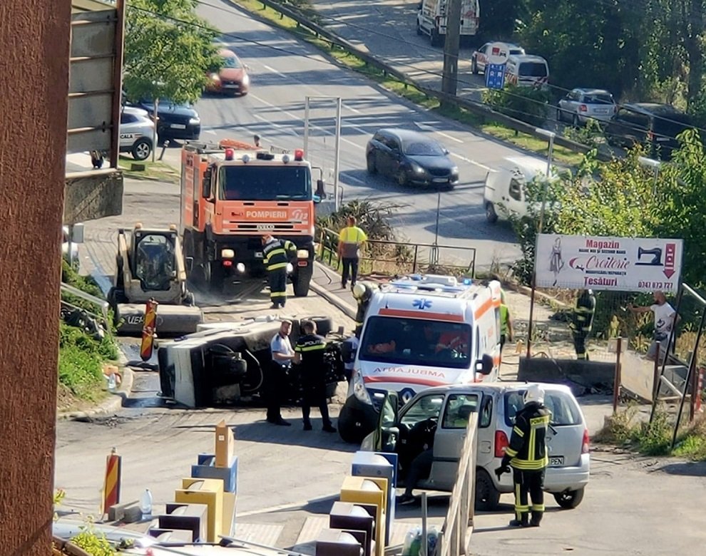 Incident grav în Baciu: Bărbat strivit sub un utilaj greu