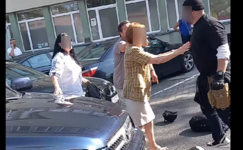 SCANDAL în traficul din Cluj-Napoca. Doi bărbați s-au luat la bătaie