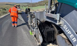 Se asfaltează un nou sector de drum județean din Cluj! Mai urmează și altele