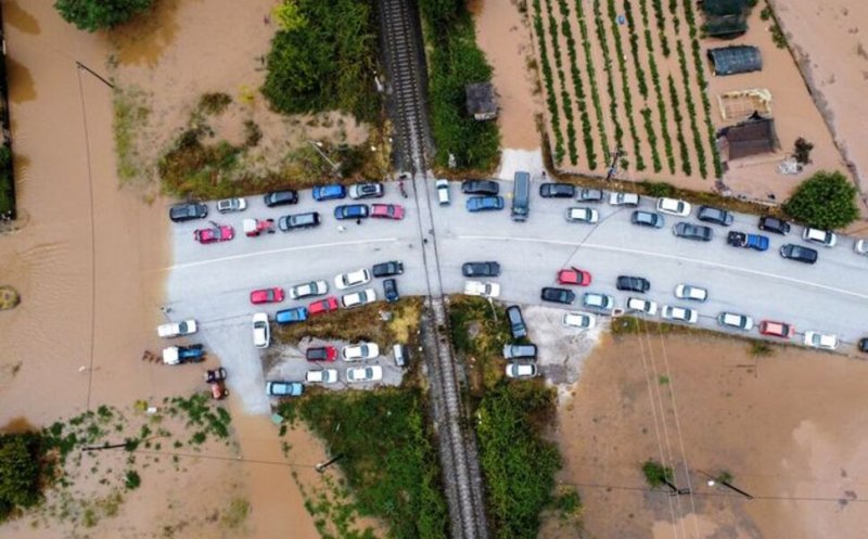 MAE, avertizare de călătorie în Grecia. Sunt restricții de circulație pe mai multe drumuri și autostrăzi