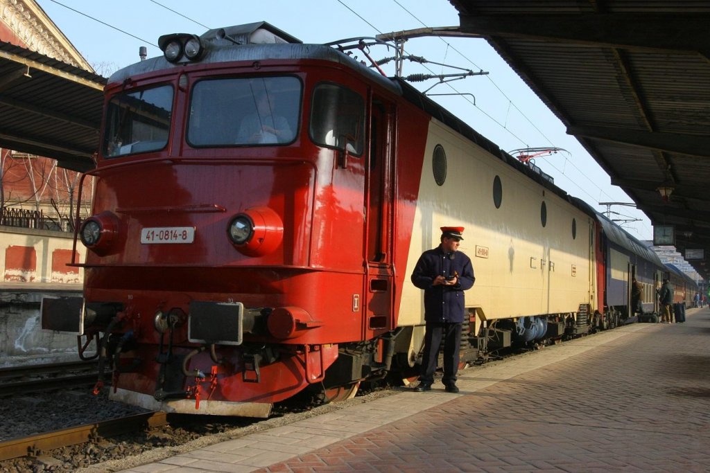 GREVĂ de AVERTISMENT la CFR. Trenurile nu vor circula timp de două ore
