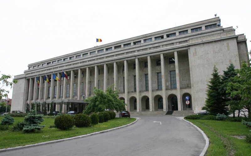 Coaliţia a discutat ce măsuri fiscale intră în ordonanţă şi ce va fi asumat în Parlament