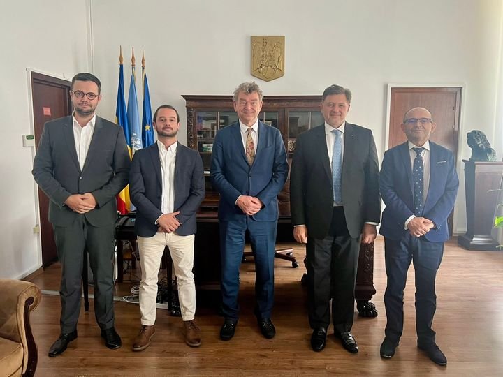 UMF Cluj lansează un sistem inovator de neuroreabilitare: "O nouă speranță pentru pacienții afectați de accidente vasculare cerebrale"