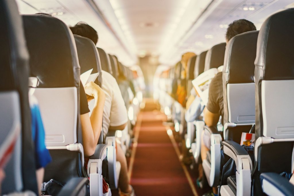 O companie aeriană face angajări, inclusiv la Cluj/ Se acceptă și candidați fără experiență