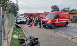 ACCIDENT în Floreşti cu victimă încarcerată. Intervine SMURD
