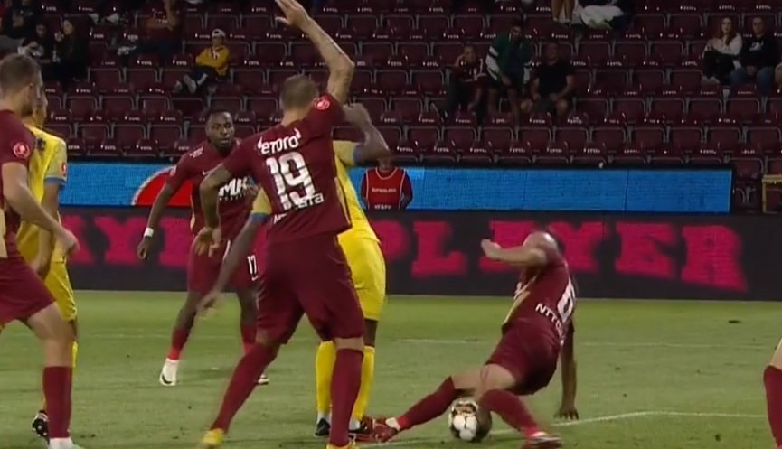 Faze controversate de la CFR - Petrolul