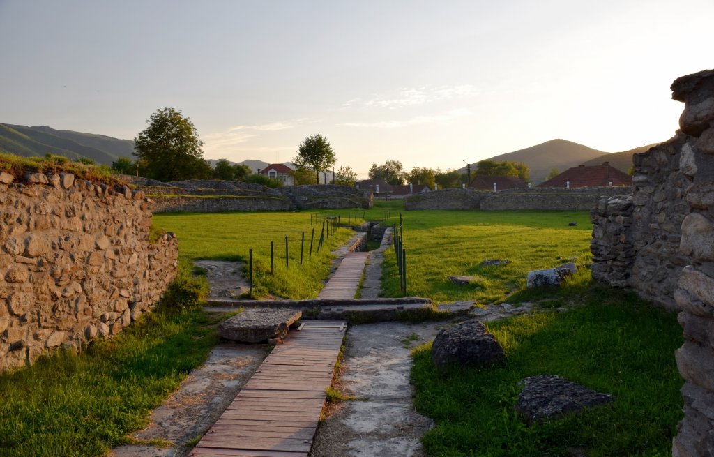 Cetatea Sarmizegetusa Regia va avea un program nou de vizitare de luna viitoare. Câți vizitatori a avut anul acesta