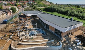 Turda va avea patinoar pe tot parcursul anului! Lucrările sunt pe ultima sută de metri