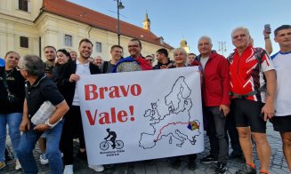 Un clujean și un sibian au parcurs cu bicicleta peste 3000 de kilometri din Spania până în România
