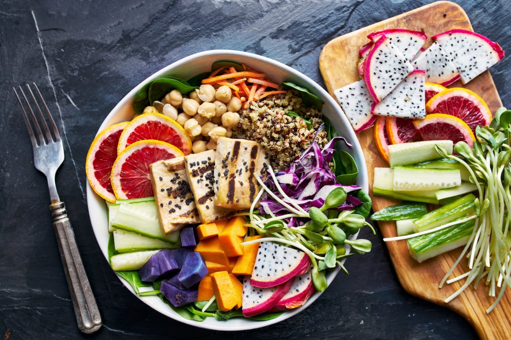 Octombrie, luna dedicată vegetarianismului. Tot mai mulți oameni adoptă acest tip de dietă