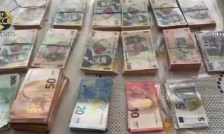 Percheziții în Cluj la traficanți de droguri. Sumele uriașe de bani făcute din vânzarea substanțelor interzise, confiscate