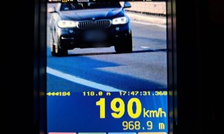 Ca la raliu pe Autostrada Transilvania, în Cluj. Șofer din Ungaria, prins cu 212km/h / A mai făcut și accident