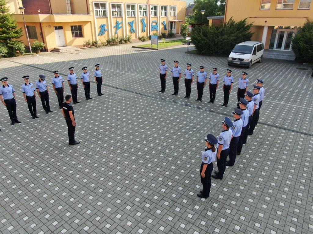 Școala de Poliție din Cluj-Napoca scoate la concurs 300 de locuri! Până când se pot face înscrierile