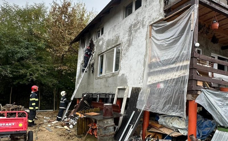 Incendiu într-o comună din Cluj. Cabană cuprinsă de flăcări