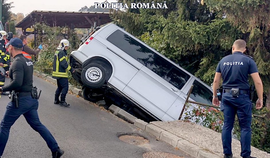 Femeie omorâtă de o mașină fără șofer! Proprietarul, cercetat pentru ucidere din culpă