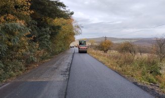 Reparații pe un nou drum județean din Cluj! Se toarnă și asfalt