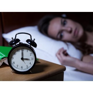 România a trecut la ora de iarnă. Cum ne afectează organismul schimbarea orei și ce e bine să facem