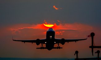 Imagini absolut splendide! Cum arată un apus de soare tomnatic la Aeroportul din Cluj