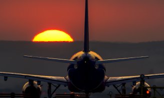 Imagini absolut splendide! Cum arată un apus de soare tomnatic la Aeroportul din Cluj