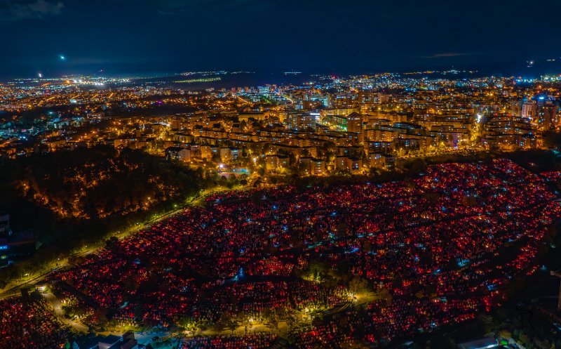 Imagini spectaculoase! Cum a arătat cimitirul Mănăștur de Luminație