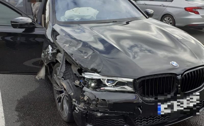 Accident la Izvorul Crișului, în Cluj. Două mașini implicate