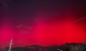 Cer apocaliptic duminică seara: AURORA BOREALĂ a fost văzută și de la Cluj