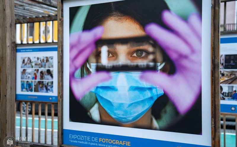 UMF Cluj, expoziție în centrul orașului. Imagini care surprind evoluția instituției cu cea mai veche tradiție în învățământul medical din Transilvania