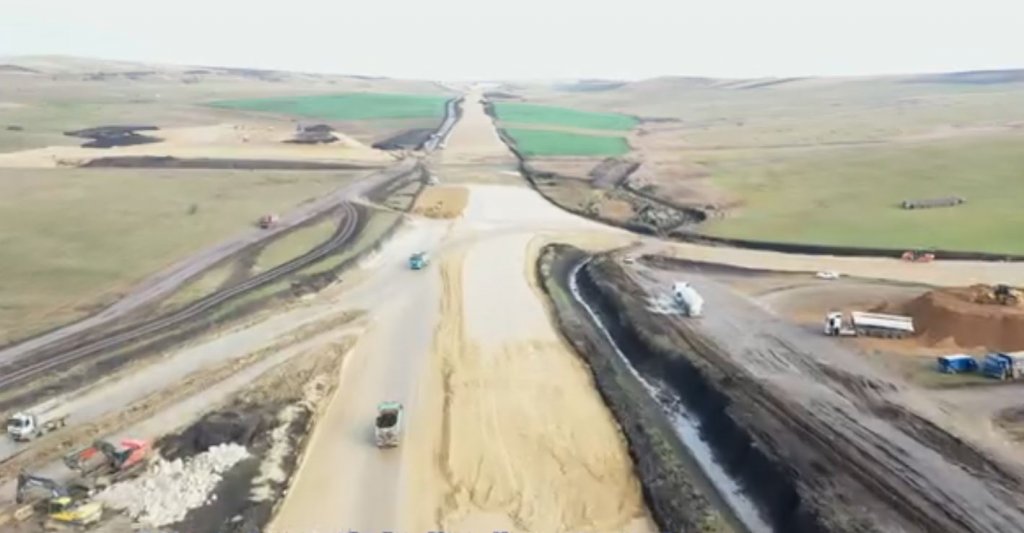 Imagini de pe șantierul Drumului expres Cluj - A3. Va fi gata în aproximativ un an și va include 7 poduri și viaducte