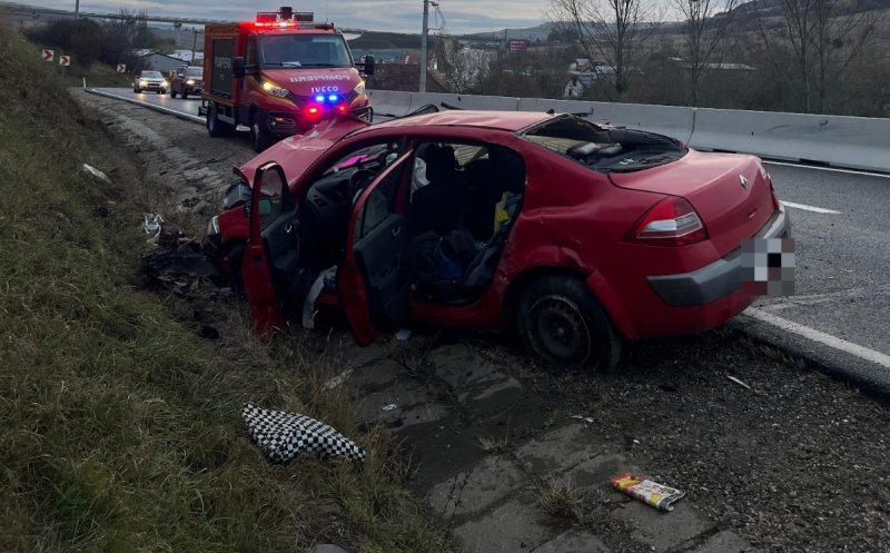 Accident între Feleacu și Vâlcele. Un bărbat a fost transportat la spital