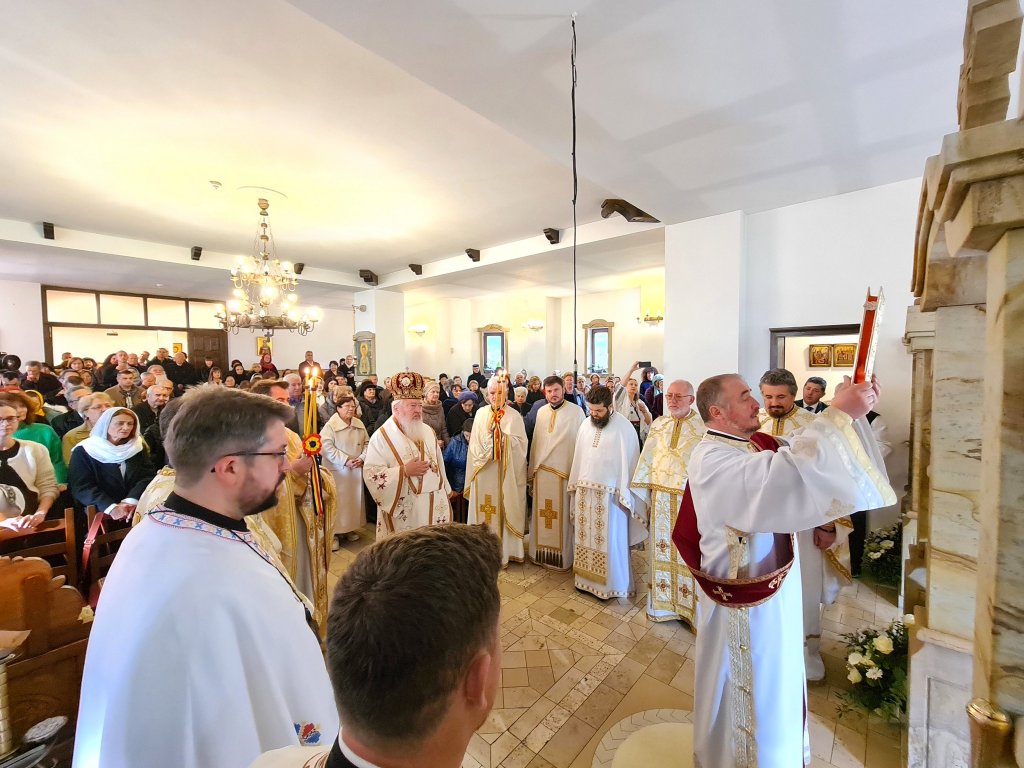 Mitropolitul Clujului a participat la Hramul Parohiei „Sfântul Mina” din cartierul Bună Ziua