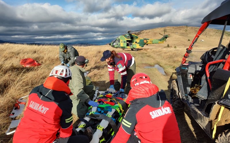 Exercițiu amplu de evacuare aeromedicală din zonă montană a Clujului! Au participat și militarii Bazei Aeriene de la Câmpia Turzii