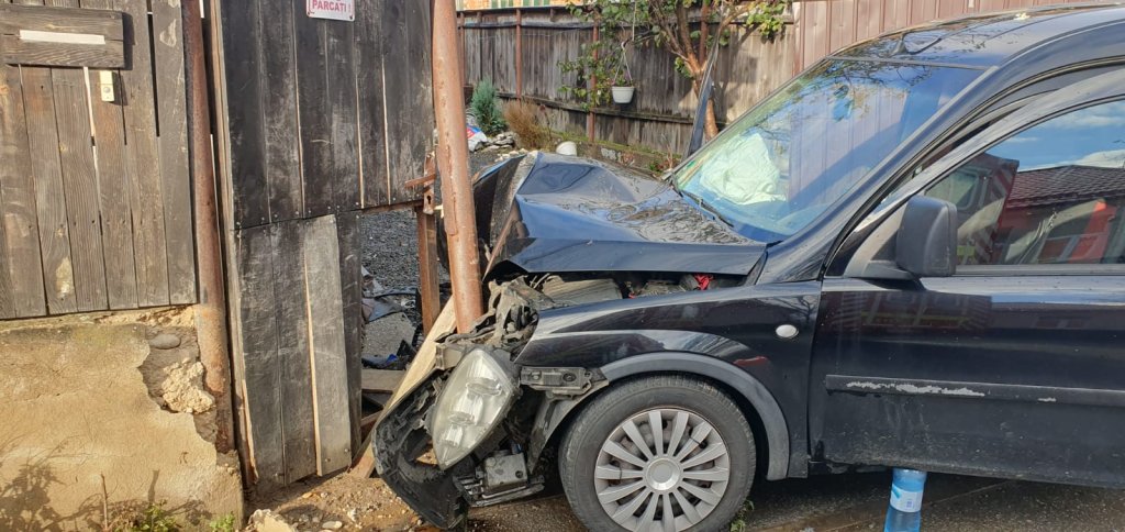 Tragedie în Florești. Un bărbat a făcut accident cu mașina după ce ar fi suferit un infarct / Victima a murit