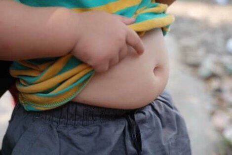 1 din 3 copii din România este supraponderal sau obez. Medic: "Este mai mult o problemă emoțională decât alimentară"