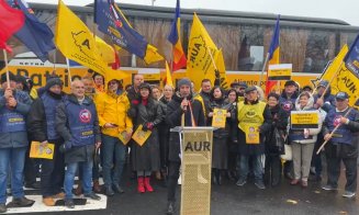 AUR și-a prezentat candidații la europarlamentare, la Cluj: „Chiar dacă e frig, plouă, în sufletele noastre este căldură”