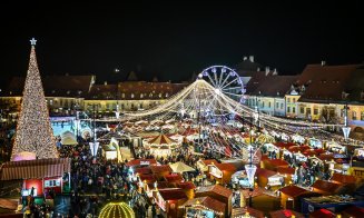 S-au deschis târgurile de Crăciun din Sibiu și Craiova! Cât costă un pahar de vin fiert / Clujul mai așteaptă